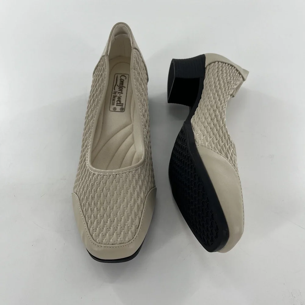 Comfort Well‎ Beacon Stretch N Form Slip On Shoes 8.5M Nude Beige Low Heel Pump